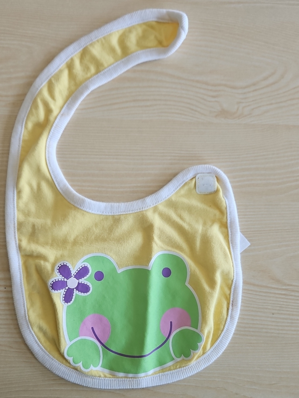 Garanimals Yellow Bib with Green Frog and Purple Flower